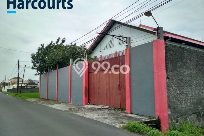 Gudang untuk disewa di Colomadu punya LT 1000m2 & LB 600m2 harga sewa kompetitif Gudang untuk disewa di Colomadu punya LT 1000m2 & LB 600m2 harga sewa kompetitif