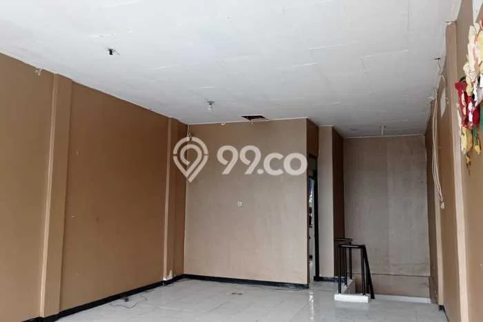 Ruko Komersial Disewakan di Pedurungan Semarang Luas 180m2 Ruko Komersial Disewakan di Pedurungan Semarang Luas 180m2