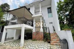 Rumah Modern 2 KT LT 112m2 di Pangkalan Jati Rumah Modern 2 KT LT 112m2 di Pangkalan Jati