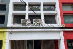 Ruko Disewa di Kebon Jeruk, Jakarta Barat, LT 67m2 / LB 200m2 Ruko Disewa di Kebon Jeruk, Jakarta Barat, LT 67m2 / LB 200m2