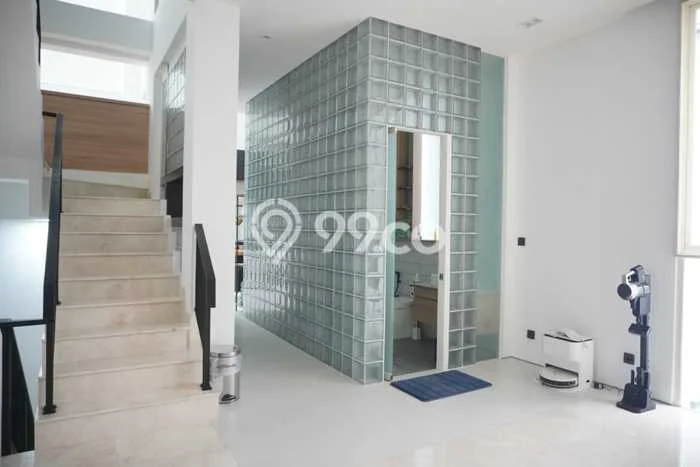 Dijual Rumah Mewah Elegan Dengan View Eksklusif di Pantai Indah Kapuk, Jakarta Utara Dijual Rumah Mewah Elegan Dengan View Eksklusif di Pantai Indah Kapuk, Jakarta Utara
