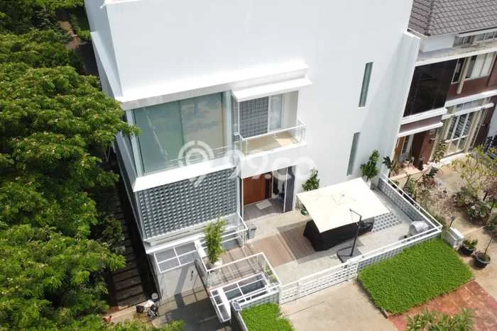 Dijual Rumah Mewah Elegan Dengan View Eksklusif di Pantai Indah Kapuk, Jakarta Utara Dijual Rumah Mewah Elegan Dengan View Eksklusif di Pantai Indah Kapuk, Jakarta Utara