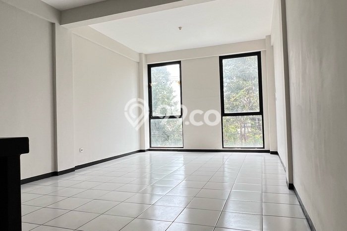 Unit Ruko Dijual di Surabaya LT 85m2 & LB 157m2 Unit Ruko Dijual di Surabaya LT 85m2 & LB 157m2