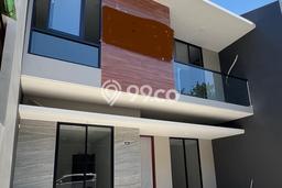 Rumah Strategis Minimalis Lb 200m2 di Kenjeran, Surabaya Rumah Strategis Minimalis Lb 200m2 di Kenjeran, Surabaya