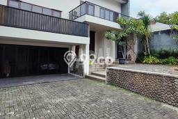Rumah sewa siap huni 4 KT di Kemang, Jakarta Selatan Rumah sewa siap huni 4 KT di Kemang, Jakarta Selatan