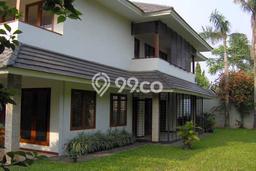 Jarang Ada! Rumah Kontrakan 4 Kamar Bagus Siap Huni Simprug Garden Jarang Ada! Rumah Kontrakan 4 Kamar Bagus Siap Huni Simprug Garden