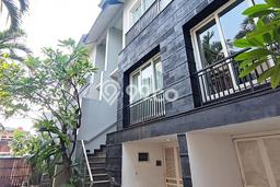 Siap Huni Hunian Elit 3 Kamar di Cilandak Dekat ke Mana Pun Siap Huni Hunian Elit 3 Kamar di Cilandak Dekat ke Mana Pun