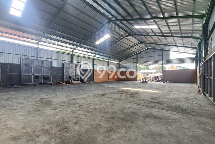 Unit Gudang Disewa Lokasi Denpasar Utara, Denpasar Spesifikasi Luas Bangunan 560m2 Unit Gudang Disewa Lokasi Denpasar Utara, Denpasar Spesifikasi Luas Bangunan 560m2