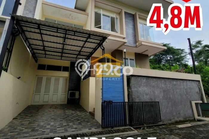 Rumah Elit LB 241m2 Siap Pakai Desain Elegan di Candi Golf, Semarang Rumah Elit LB 241m2 Siap Pakai Desain Elegan di Candi Golf, Semarang