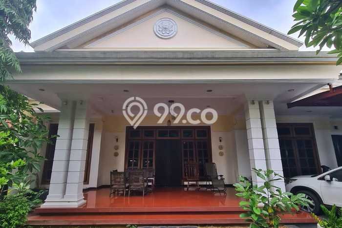 Rumah Mewah Dijual LT 832m2 di Gajah Mungkur, Semarang Rumah Mewah Dijual LT 832m2 di Gajah Mungkur, Semarang