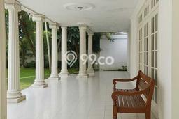 Hunian Elit LB 750m2 Siap Huni Desain Elegan di papandayan, Semarang Hunian Elit LB 750m2 Siap Huni Desain Elegan di papandayan, Semarang