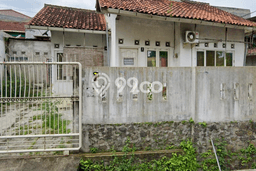 Rumah Ideal bagi Keluarga di Manyaran - 2 KT Rumah Ideal bagi Keluarga di Manyaran - 2 KT
