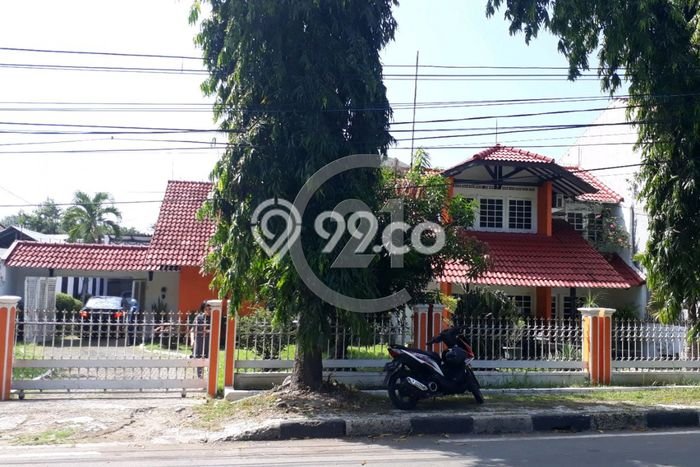 For Sale! Premium House LT 590m2 Desain Modern di Cirebon Kota For Sale! Premium House LT 590m2 Desain Modern di Cirebon Kota