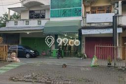 Lokasi Strategis! Dijual Ruko Bisnis di Gayungan, Surabaya Kondisi Bagus Lokasi Strategis! Dijual Ruko Bisnis di Gayungan, Surabaya Kondisi Bagus