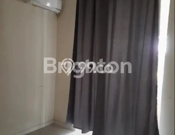 Disewakan! Rumah 3 Kamar Tidur &
2 Kamar Mandi di Sambiroto, Semarang Disewakan! Rumah 3 Kamar Tidur &
2 Kamar Mandi di Sambiroto, Semarang