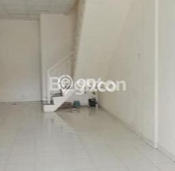 Ruko Disewakan di Area Ramai Semarang Utara, Semarang Ruko Disewakan di Area Ramai Semarang Utara, Semarang