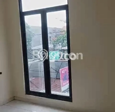 Ruko Disewakan di Area Ramai Semarang Utara, Semarang Ruko Disewakan di Area Ramai Semarang Utara, Semarang