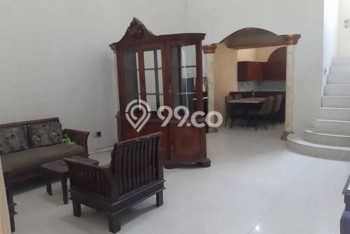 Disewakan! Rumah 3 Kamar Tidur &
2 Kamar Mandi di Kedungmundu, Semarang Disewakan! Rumah 3 Kamar Tidur &
2 Kamar Mandi di Kedungmundu, Semarang