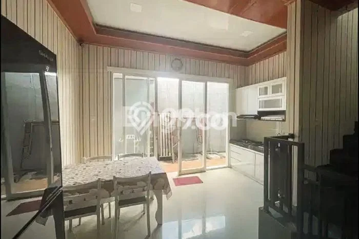 For Sale Hunian Rumah Terawat 3 Kamar di Kalicari, Semarang For Sale Hunian Rumah Terawat 3 Kamar di Kalicari, Semarang
