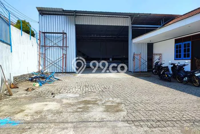 Unit Gudang disewakan di Semarang Barat Semarang dengan LT 500m2 / LB 220m2 Unit Gudang disewakan di Semarang Barat Semarang dengan LT 500m2 / LB 220m2