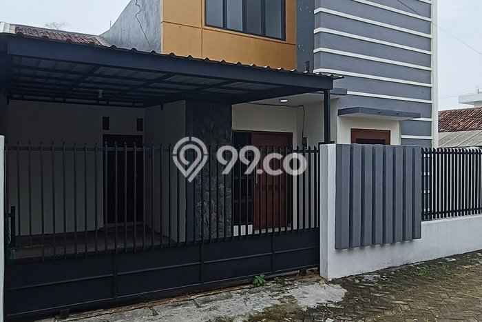 Rumah Sederhana Dijual Lokasi Jombang 3 Kamar dengan LT 105m2 Rumah Sederhana Dijual Lokasi Jombang 3 Kamar dengan LT 105m2
