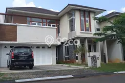 Rumah Elit Modern Tanpa Renovasi di Kota Wisata Jakarta Timur Rumah Elit Modern Tanpa Renovasi di Kota Wisata Jakarta Timur