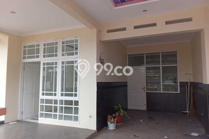 Rumah Bagus Siap Pakai Di Serpong Utara Luas 180m2 Aman Rumah Bagus Siap Pakai Di Serpong Utara Luas 180m2 Aman