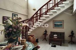 Rumah Luxury Modern Siap Huni di Puri Indah Jakarta Barat Rumah Luxury Modern Siap Huni di Puri Indah Jakarta Barat