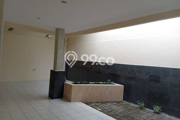 Rumah Bagus Siap Pakai Di Serpong Utara Luas 180m2 Aman Rumah Bagus Siap Pakai Di Serpong Utara Luas 180m2 Aman