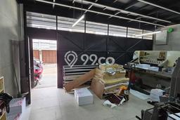 Ruko Dijual di Jakarta Barat LT 199m2 & LB 900m2 Lokasi Terbaik! Ruko Dijual di Jakarta Barat LT 199m2 & LB 900m2 Lokasi Terbaik!