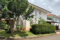 Dijual Rumah Mewah Elegan Dengan View Cantik di BSD Taman Provence, Tangerang Dijual Rumah Mewah Elegan Dengan View Cantik di BSD Taman Provence, Tangerang