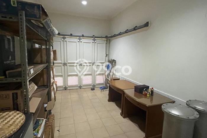 Disewakan Rumah Murah di Gading Serpong Tangerang dengan 5 Kamar Tidur Disewakan Rumah Murah di Gading Serpong Tangerang dengan 5 Kamar Tidur