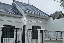 Dijual Hunian Rumah Terawat 3 KT di BSD Kencana Loka, Tangerang Dijual Hunian Rumah Terawat 3 KT di BSD Kencana Loka, Tangerang
