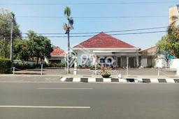 Unit Komersial Disewa Lokasi Semarang Tengah, Semarang Spesifikasi Luas Bangunan 1000m2 Unit Komersial Disewa Lokasi Semarang Tengah, Semarang Spesifikasi Luas Bangunan 1000m2