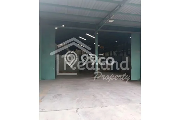 Unit Pabrik Dijual di Tugu Semarang Luas Tanah 10090m2, Luas Bangunan 8900m2 Unit Pabrik Dijual di Tugu Semarang Luas Tanah 10090m2, Luas Bangunan 8900m2