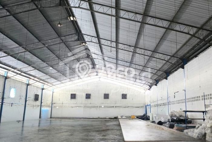 Gudang Disewakan Cepat di Tugu Semarang LB 2880m2 Gudang Disewakan Cepat di Tugu Semarang LB 2880m2
