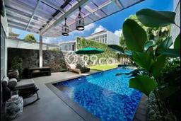 Hunian Mewah LB 600m2 Siap Huni Desain Elegan di Duren Tiga, Jakarta Selatan Hunian Mewah LB 600m2 Siap Huni Desain Elegan di Duren Tiga, Jakarta Selatan