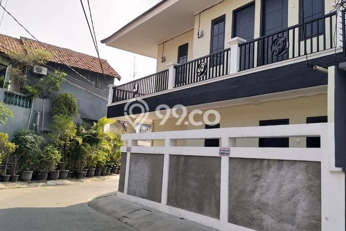 Area Ramai! Komersial Dijual di Karang Tengah untuk Bisnis Luas Bangunan 350m2 Area Ramai! Komersial Dijual di Karang Tengah untuk Bisnis Luas Bangunan 350m2
