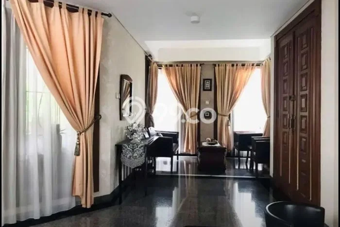 For Sale Rumah Elit Exclusive di Kembangan, Jakarta Barat For Sale Rumah Elit Exclusive di Kembangan, Jakarta Barat