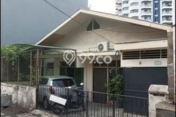 Rumah Luxury Modern Tanpa Renovasi di Bendungan Hilir Jakarta Pusat Rumah Luxury Modern Tanpa Renovasi di Bendungan Hilir Jakarta Pusat