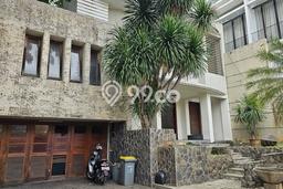 Ready to Use! Premium House LT 520m2 Desain Modern di Bendungan Hilir Ready to Use! Premium House LT 520m2 Desain Modern di Bendungan Hilir
