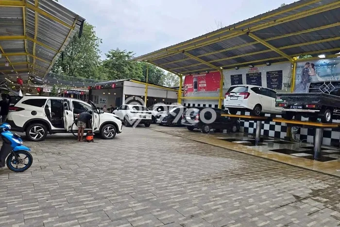 Untuk Dijual Komersial di Cengkareng Jakarta Barat LT 700m2 / LB 400m2 Untuk Dijual Komersial di Cengkareng Jakarta Barat LT 700m2 / LB 400m2