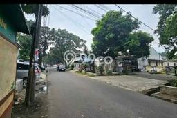 Ready to Use! Premium House LT 700m2 Desain Modern di Joglo Ready to Use! Premium House LT 700m2 Desain Modern di Joglo