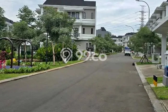 Hunian Mewah Dijual LT 144m2 di Pinang, Tangerang Hunian Mewah Dijual LT 144m2 di Pinang, Tangerang