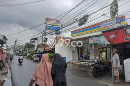 Ruko Dijual di Prime Area Jakarta Timur Luas 240m2 Ruko Dijual di Prime Area Jakarta Timur Luas 240m2