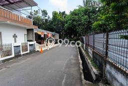 Tanah Siap Bangun Dijual di Jakarta Barat Punya Luas 242m2 Tanah Siap Bangun Dijual di Jakarta Barat Punya Luas 242m2
