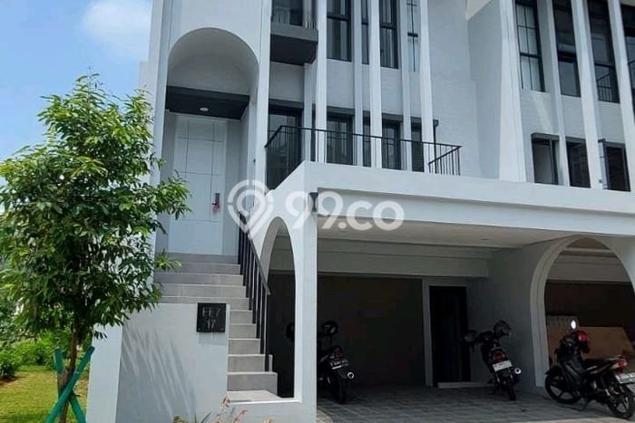 Dijual Rumah Luas Elegan Dengan View Cantik di BSD City, Tangerang Dijual Rumah Luas Elegan Dengan View Cantik di BSD City, Tangerang