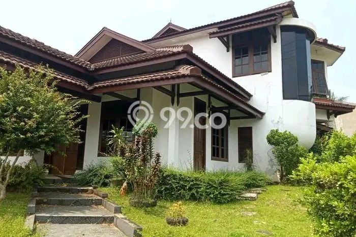 Dijual Hunian Mewah dengan Fasilitas Sekitar Komplit di Enggal, Bandar Lampung Dijual Hunian Mewah dengan Fasilitas Sekitar Komplit di Enggal, Bandar Lampung