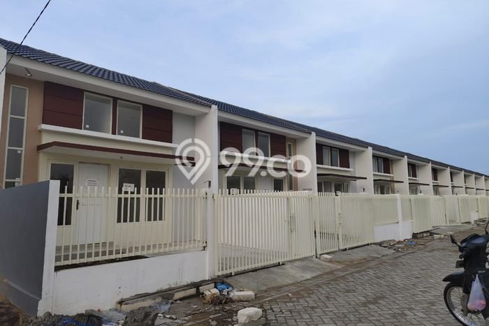 For Sale Rumah 2 Kamar Lokasi Ideal Bagus dan Strategis di Sedati For Sale Rumah 2 Kamar Lokasi Ideal Bagus dan Strategis di Sedati