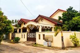 For Sale Hunian Rumah Terawat 5 KT di Jatiwaringin, Bekasi For Sale Hunian Rumah Terawat 5 KT di Jatiwaringin, Bekasi